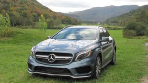 Mercedes-Benz GLA45 AMG 2015 автомобиль фото